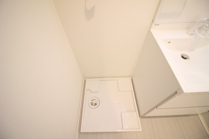 物件内観写真13　(洗濯機置場)