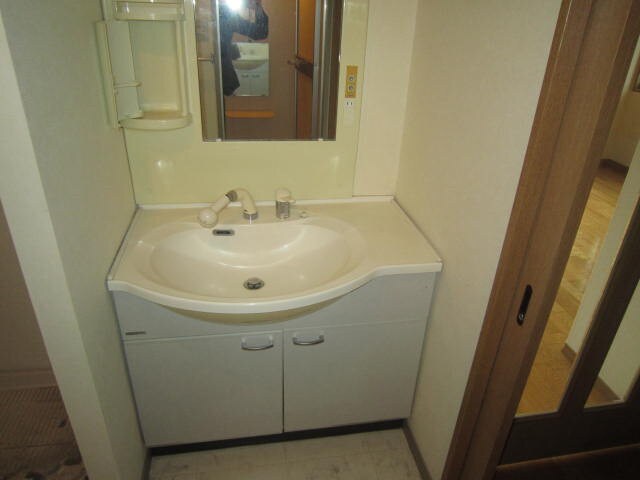 物件内観写真13　(洗面)