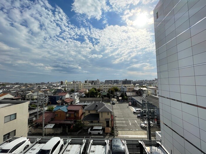 物件内観写真22　(室内からの展望)