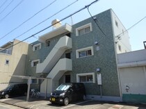 尾関コーポの外観写真