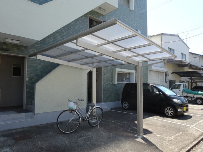 物件外観写真3　(駐輪場)