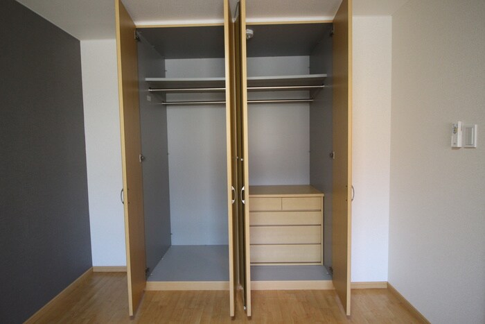 物件内観写真18　(収納)