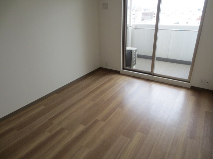 物件内観写真5　(居室)