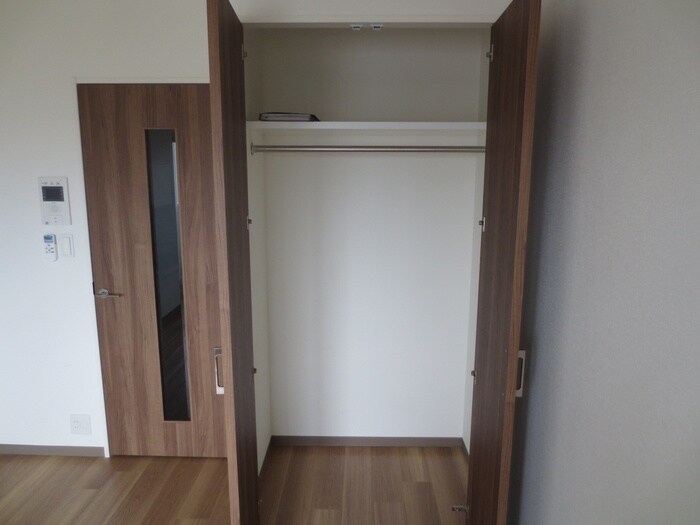物件内観写真6　(収納)
