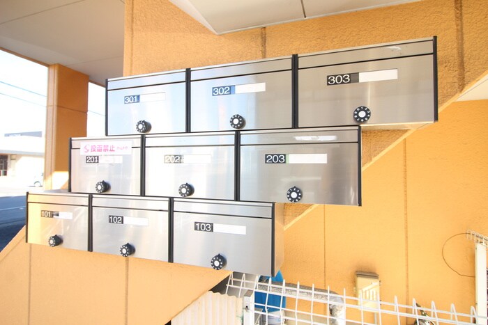 物件外観写真6　(建物設備)