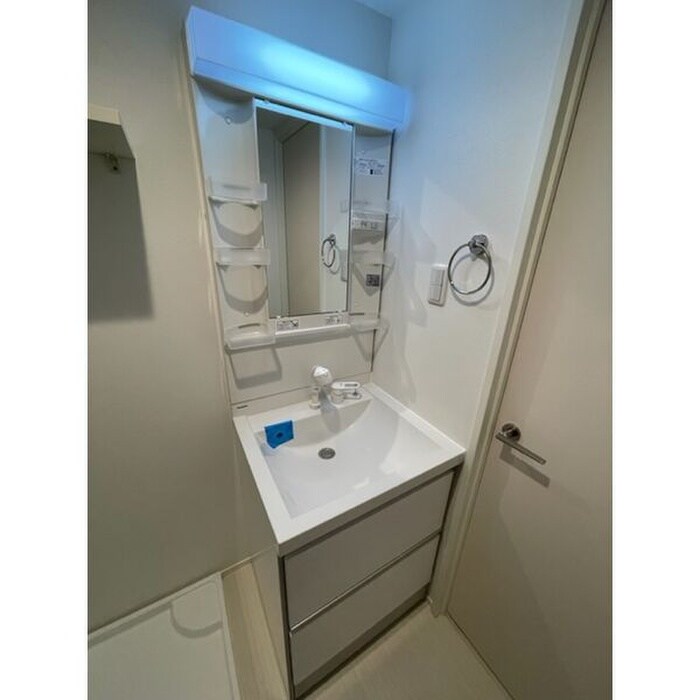 物件内観写真15　(洗面)