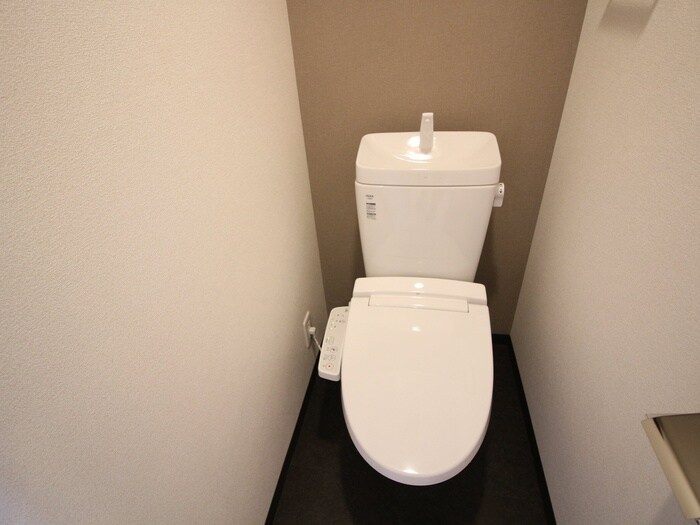 物件内観写真12　(トイレ)