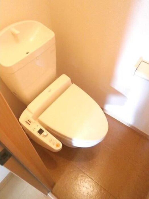 物件内観写真9　(トイレ)