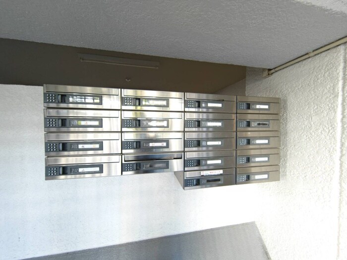 物件外観写真4　(建物設備)