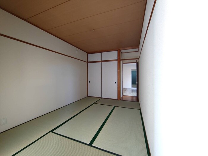 物件内観写真10　(居室)