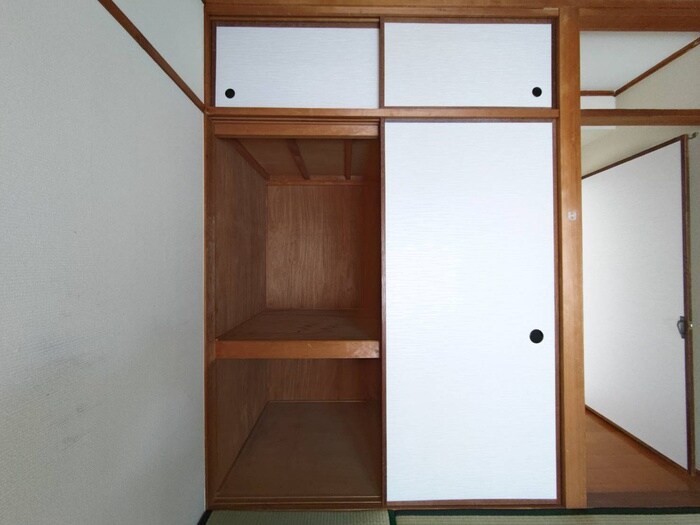物件内観写真11　(収納)