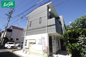 アースクエイク白水南棟外観写真