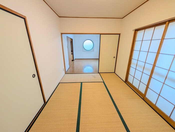 物件内観写真10　(居室)