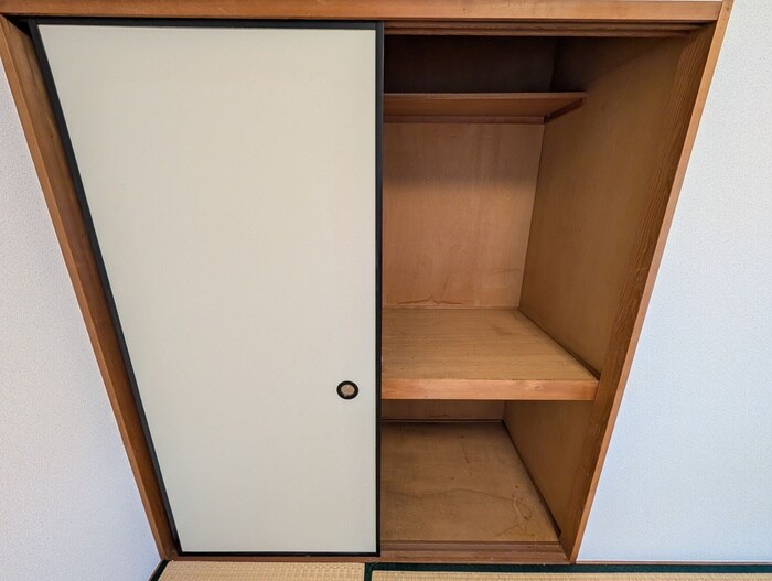 物件内観写真16　(収納)