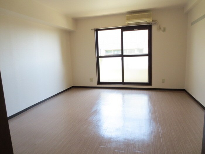 物件内観写真12　(居室)