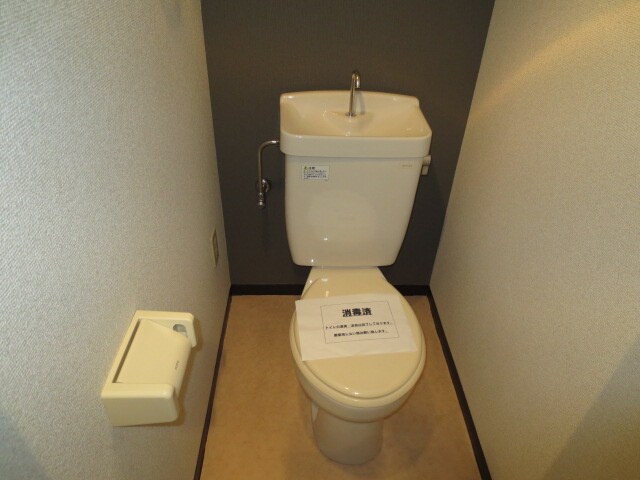 物件内観写真15　(トイレ)