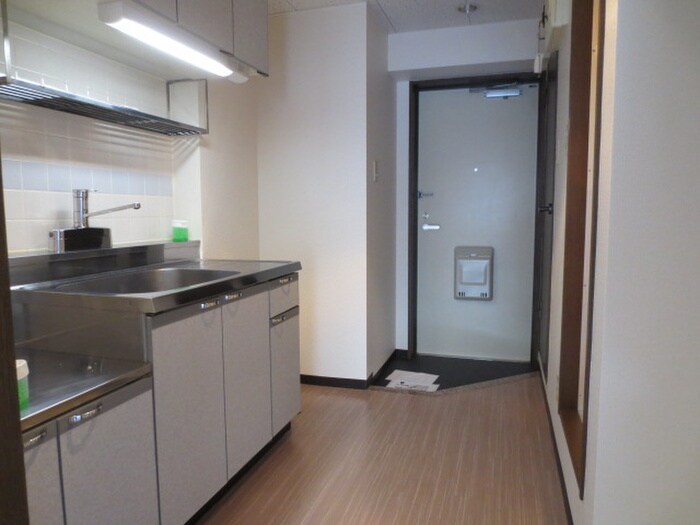 物件内観写真21　(玄関)