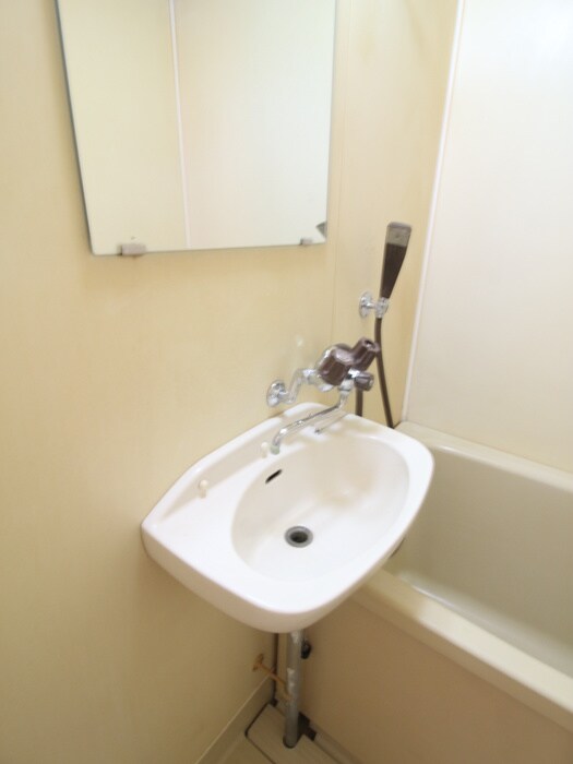 物件内観写真9　(洗面)