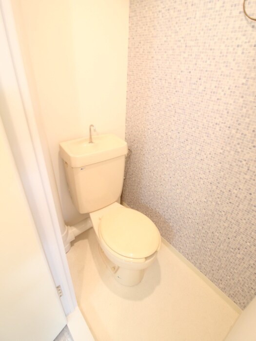 物件内観写真12　(トイレ)