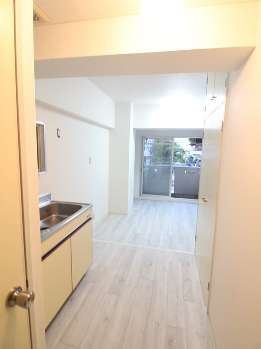 物件内観写真18　(廊下)