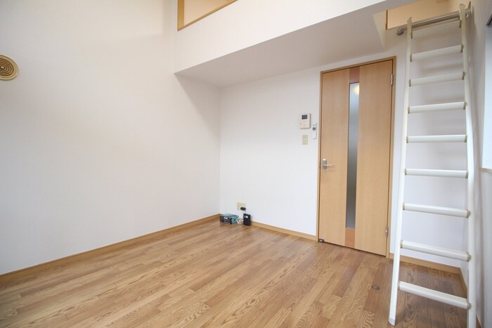 物件内観写真5　(居室)