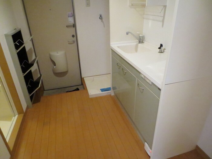 物件内観写真9　(廊下)