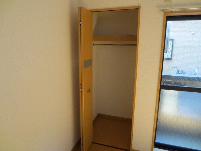 物件内観写真11　(収納)