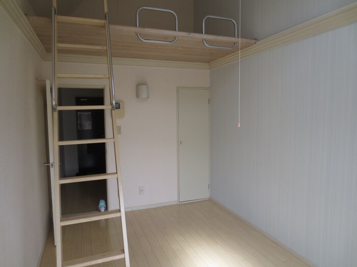 物件内観写真7　(居室)