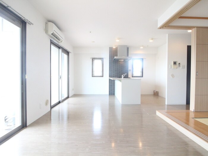 物件内観写真7　(居室)