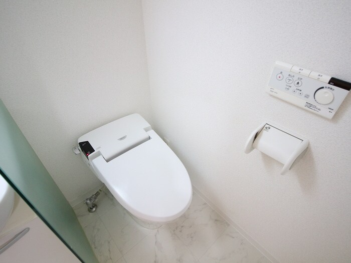 物件内観写真12　(トイレ)