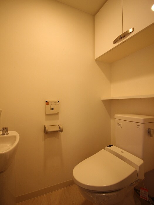 物件内観写真10　(トイレ)