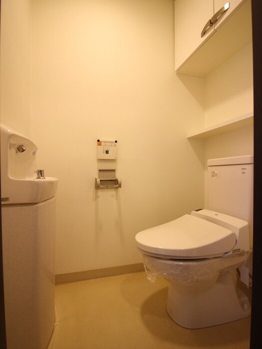 物件内観写真12　(トイレ)