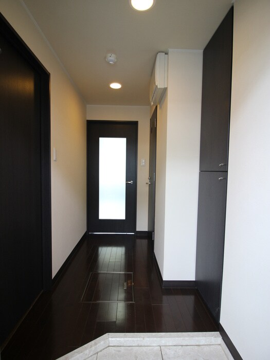 物件内観写真14　(廊下)
