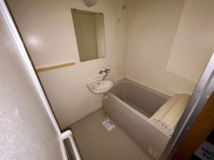 物件内観写真12　(バス／シャワールーム等)