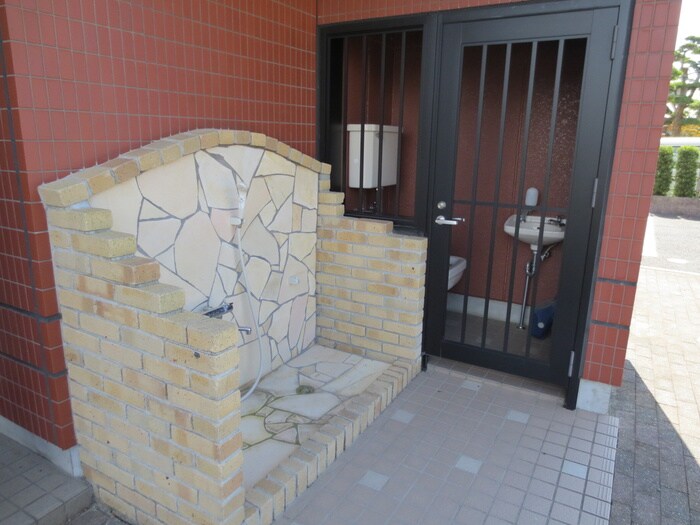 物件外観写真3　(建物設備)