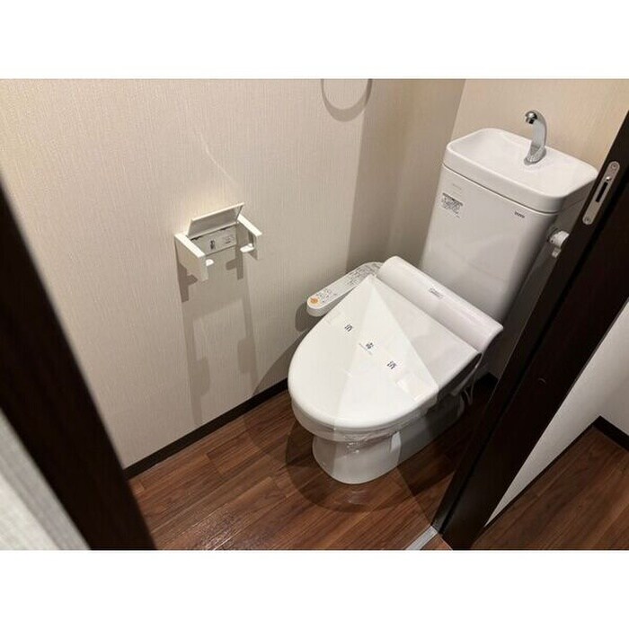 物件内観写真10　(トイレ)