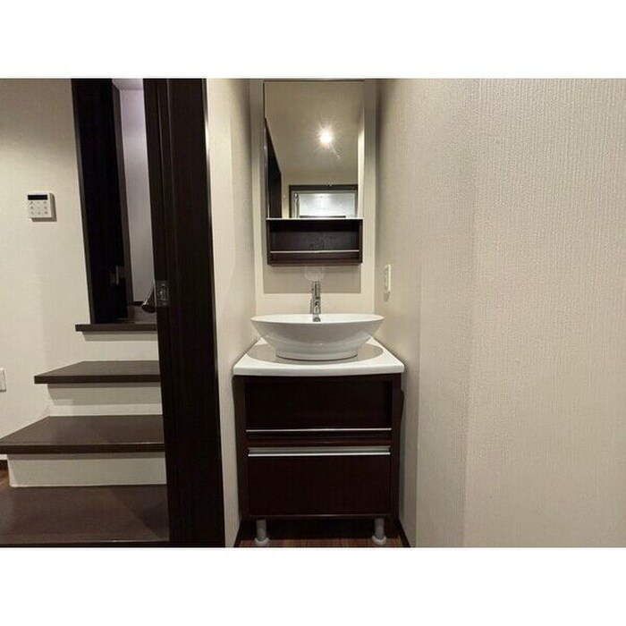 物件内観写真11　(洗面)