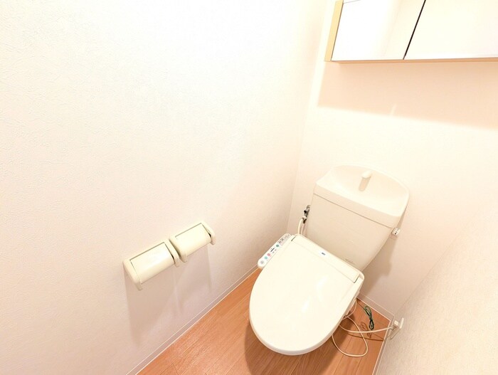 物件内観写真12　(トイレ)