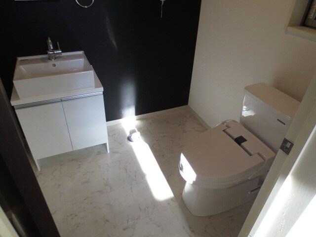 物件内観写真9　(洗面)