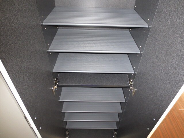 物件内観写真13　(靴箱)