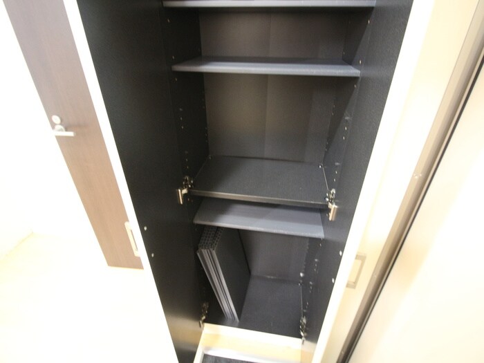 物件内観写真14　(靴箱)