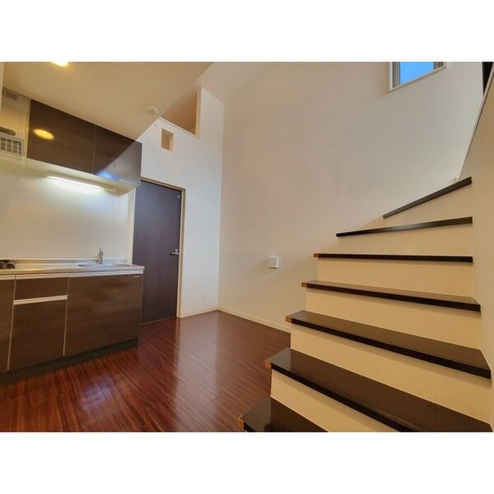 物件内観写真18　(居室)