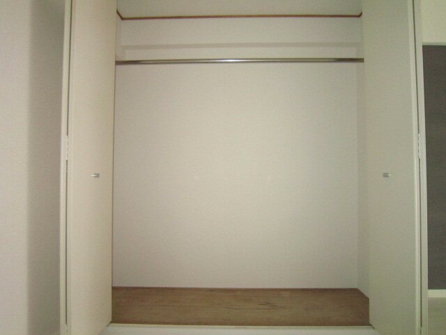 物件内観写真9　(収納)