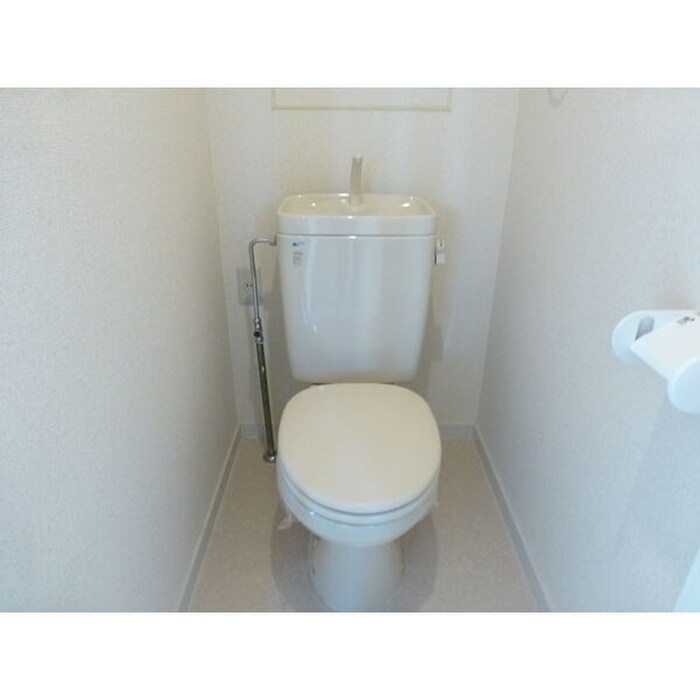 物件内観写真15　(トイレ)