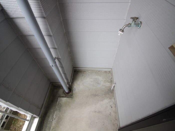 物件内観写真15　(洗濯機置場)