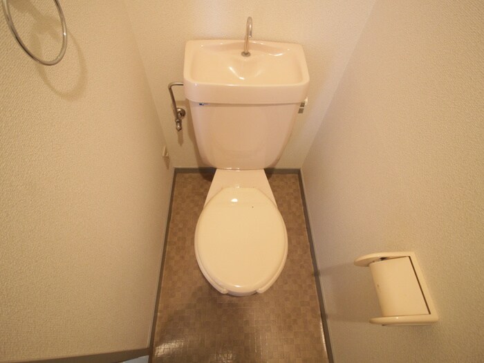 物件内観写真16　(トイレ)