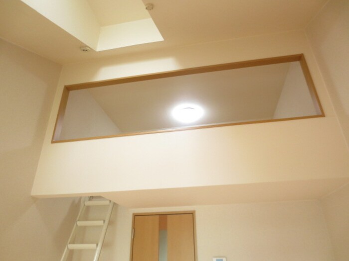 物件内観写真8　(ロフト)