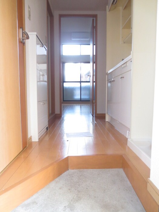 物件内観写真19　(玄関)