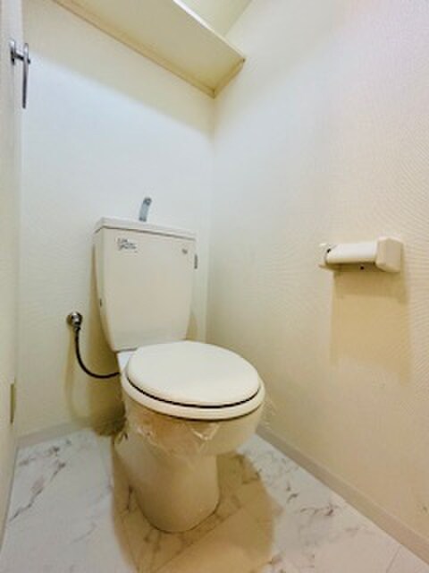 物件内観写真14　(トイレ)