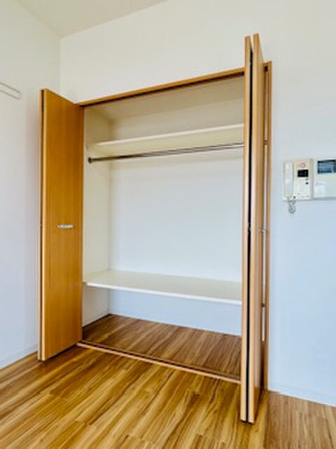 物件内観写真16　(収納)